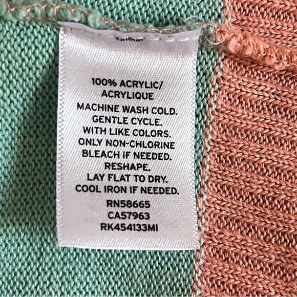 Abound Cropped Cardigan Striped Sweater Size Medium - Picture 6 of 7